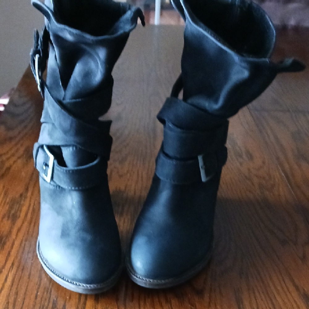 SALE! 😃 Steve Madden Johnnyy Black Women's Ankle Boots - Picture 3 of 8